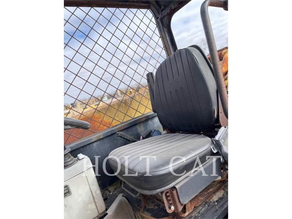 CAT TH63 Teleskopiniai krautuvai