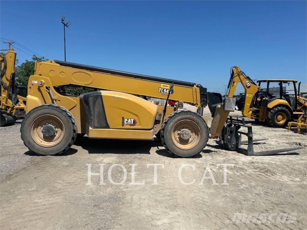 CAT TL943 Teleskopiniai krautuvai