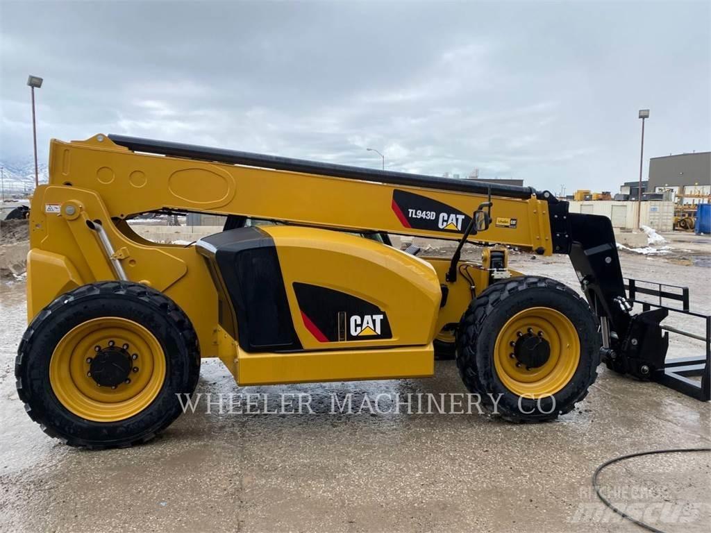 CAT TL943D CB Teleskopiniai krautuvai