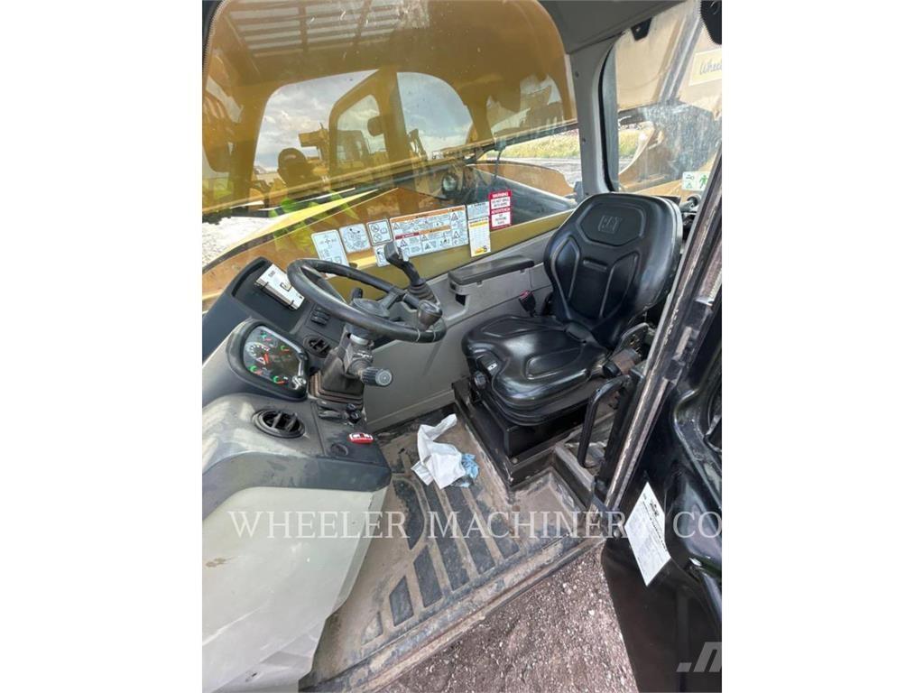 CAT TL943D CB Teleskopiniai krautuvai