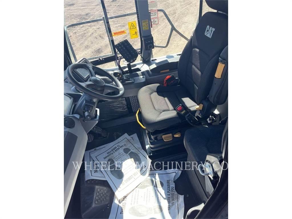 CAT WT 740 GC Automobilinės cisternos