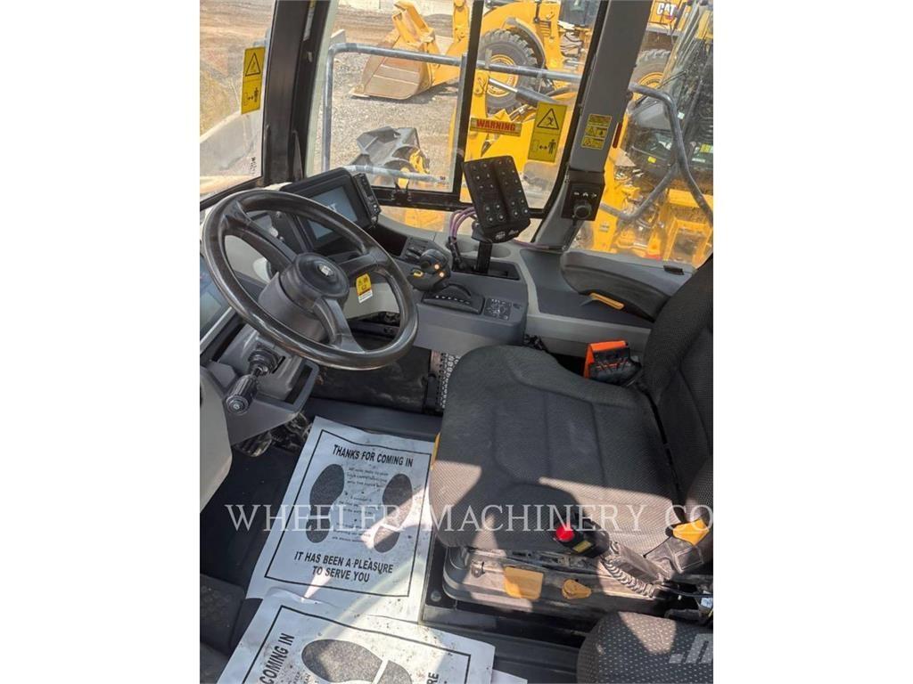 CAT WT 740 GC Automobilinės cisternos