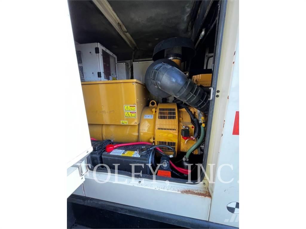 CAT XQ 175 Kiti generatoriai
