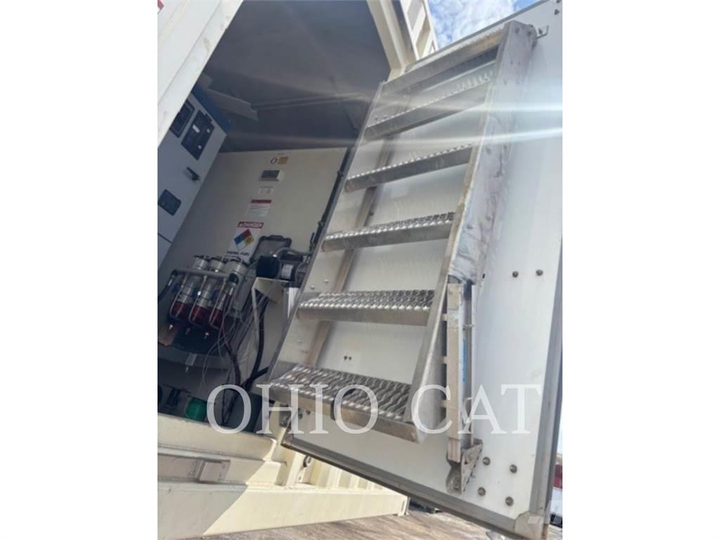 CAT XQ 1750 Kiti generatoriai