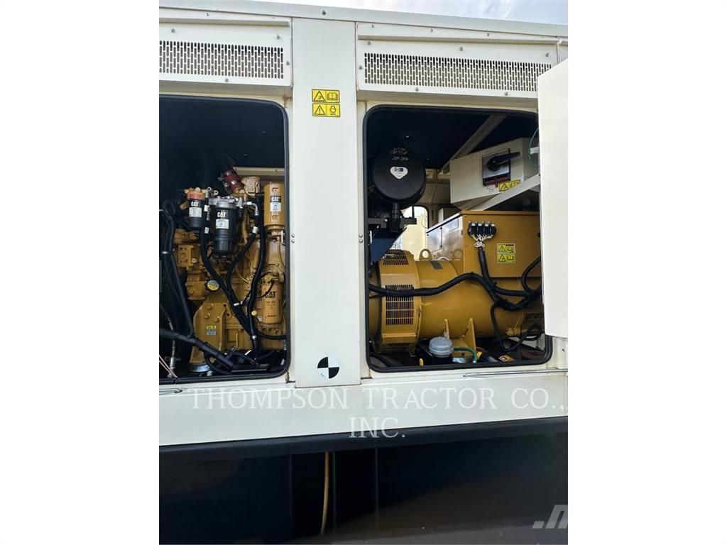 CAT XQ 200 Kiti generatoriai