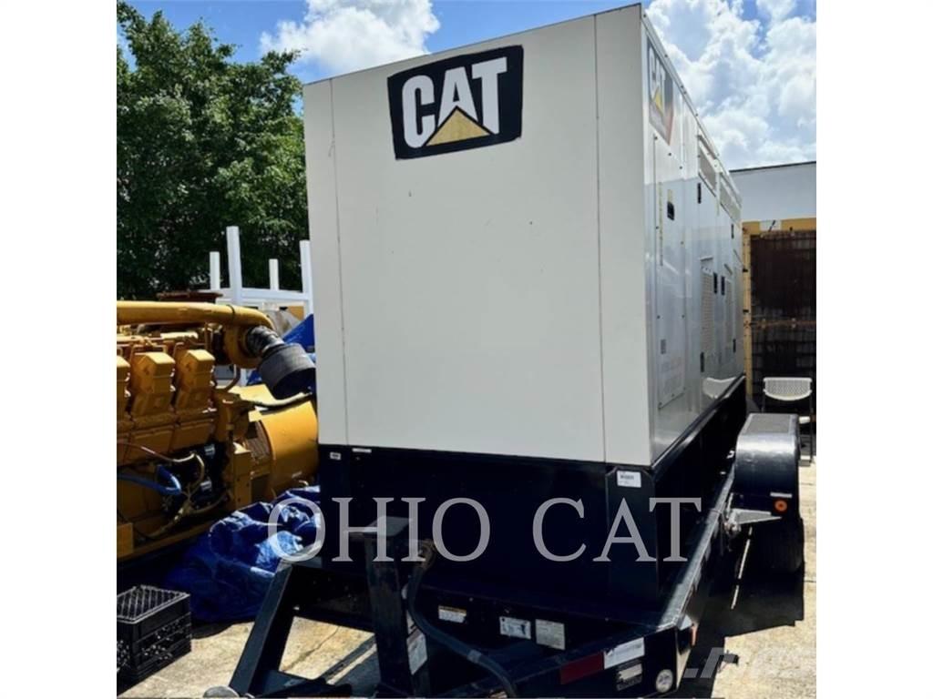 CAT XQ 200 Kiti generatoriai