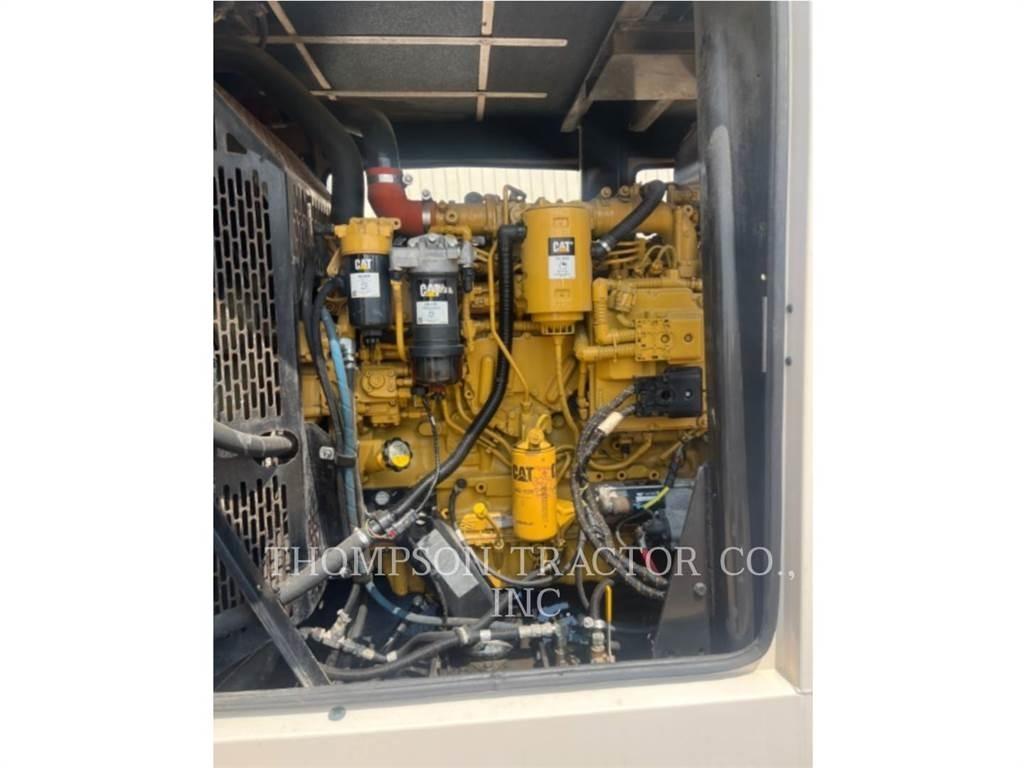 CAT XQ 230 Kiti generatoriai