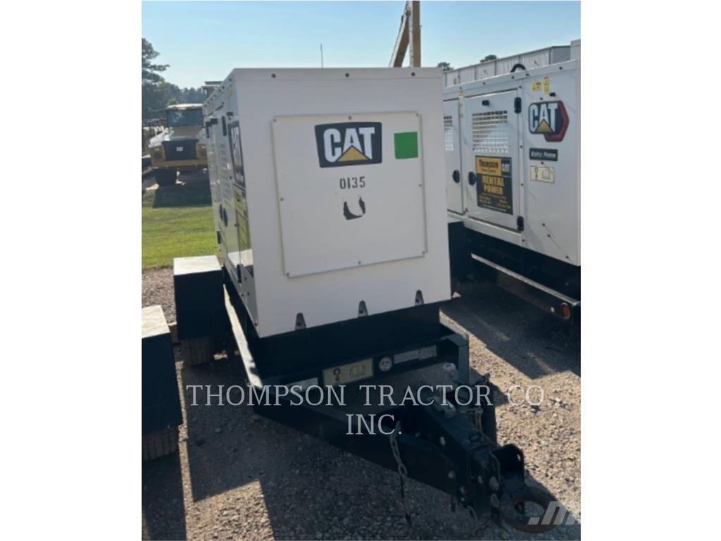 CAT XQ 35 Kiti generatoriai