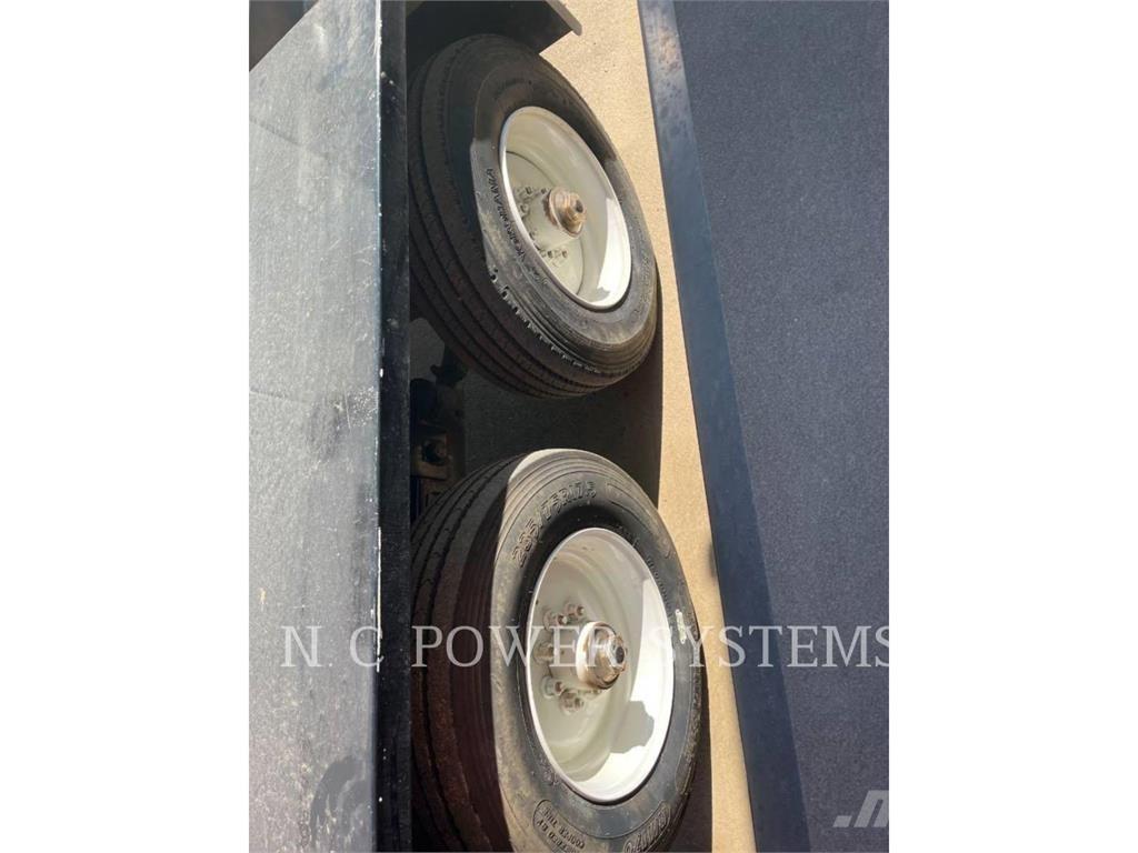 CAT XQ 400 Kiti generatoriai