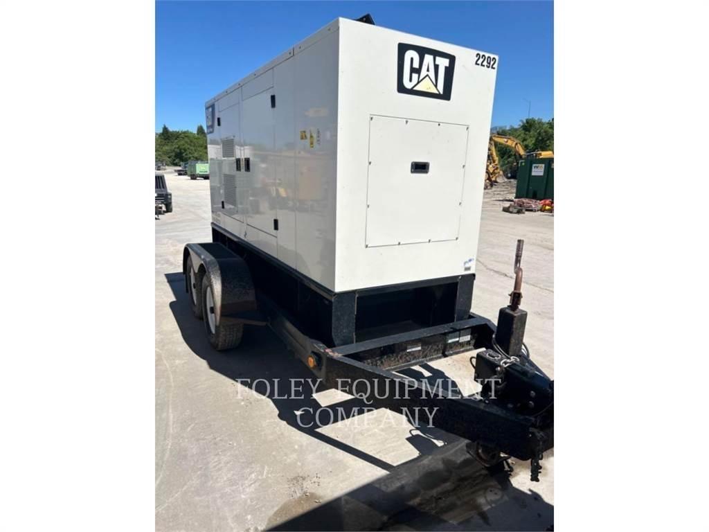 CAT XQ100 Kiti generatoriai