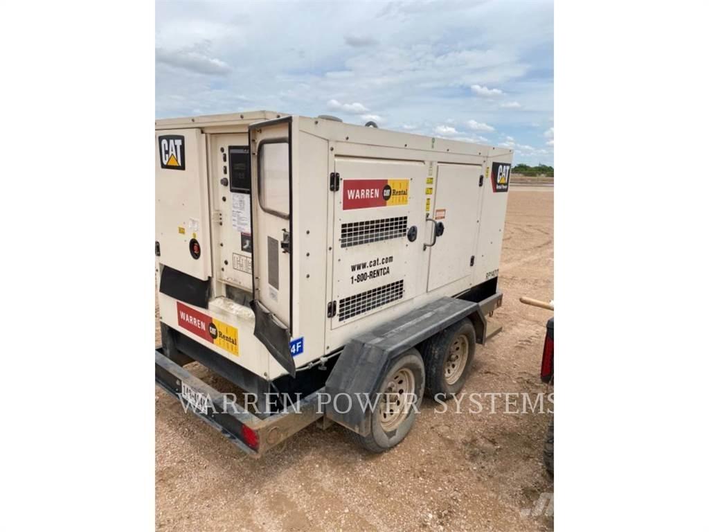 CAT XQ125 T4F Kiti generatoriai