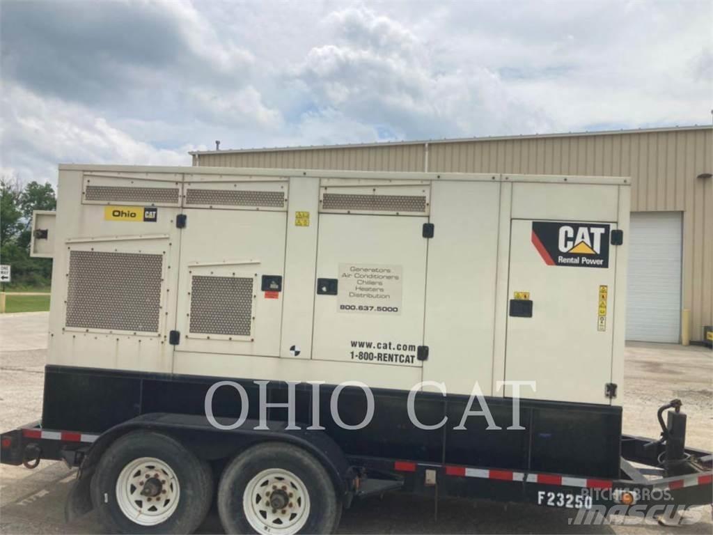 CAT XQ200 Kiti generatoriai