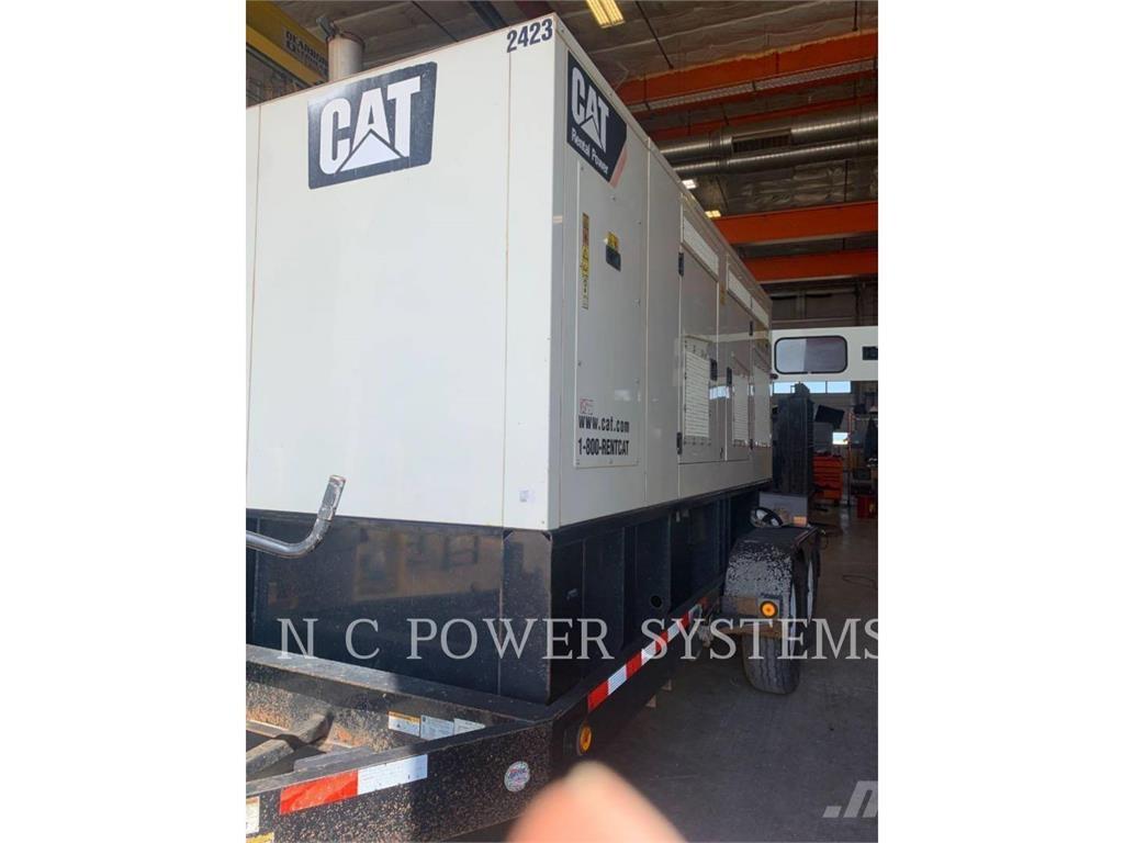 CAT XQ200N Kiti generatoriai