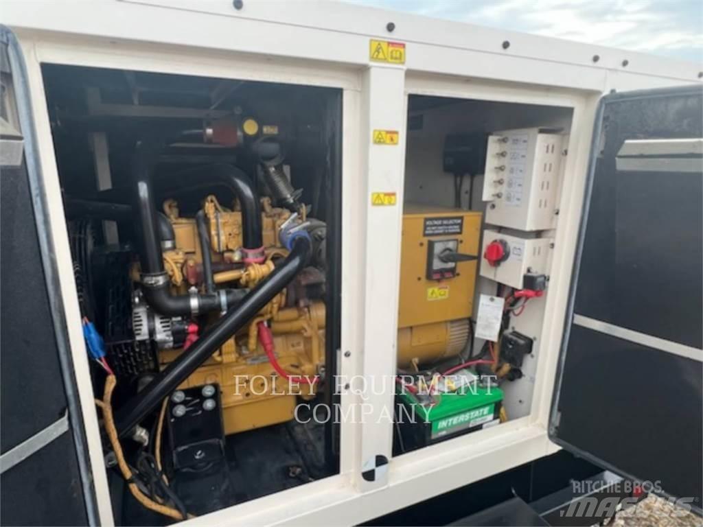 CAT XQ35KVA Kiti generatoriai