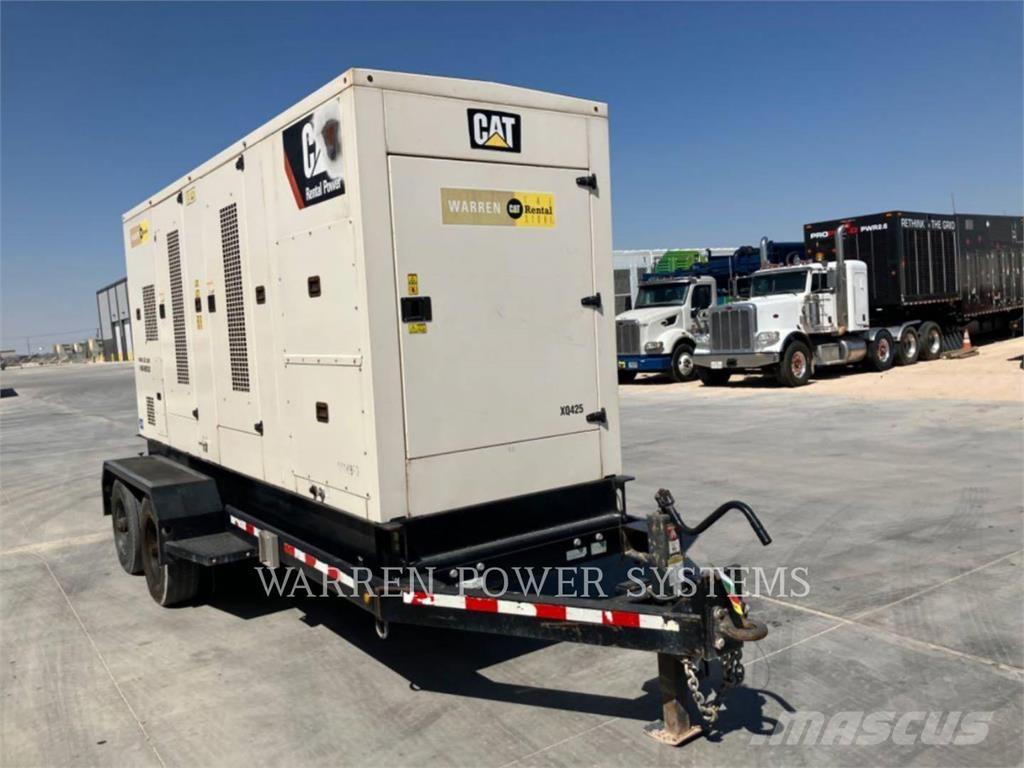 CAT XQ425 T4F Kiti generatoriai