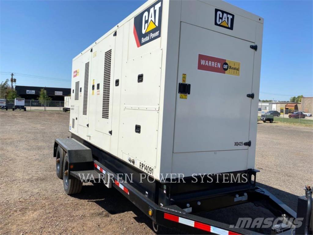 CAT XQ425 T4F Kiti generatoriai