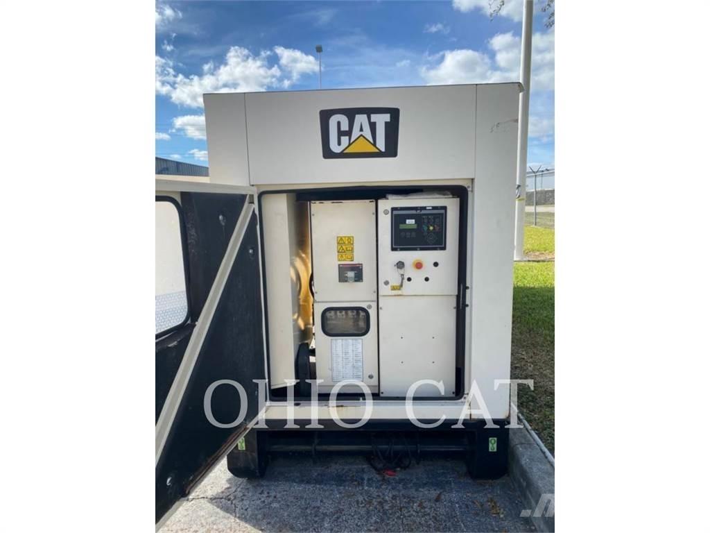 CAT XQP 500 Kiti generatoriai