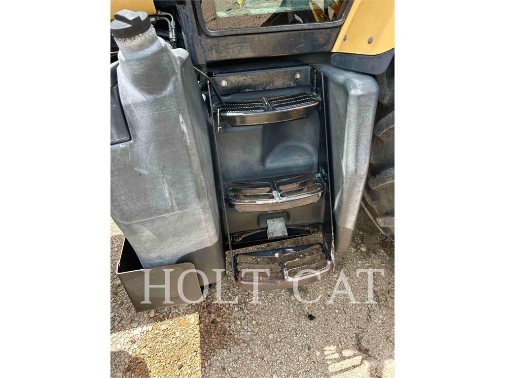 Challenger MT535B Traktoriai