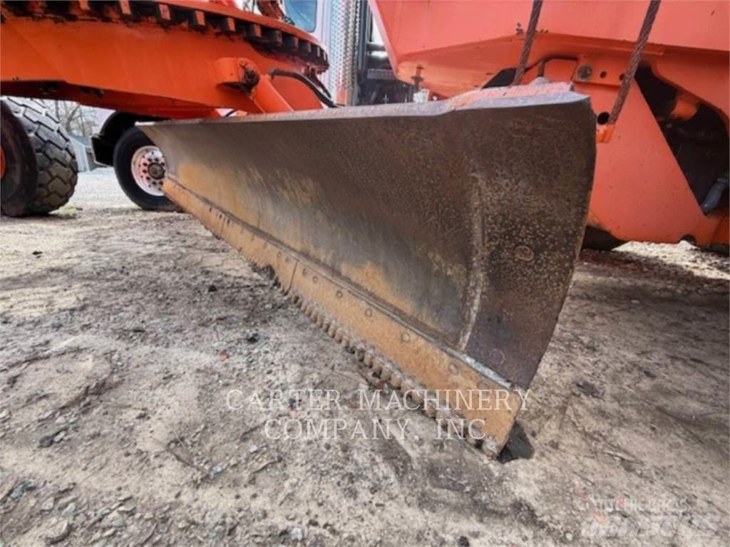 Champion 740A Greideriai