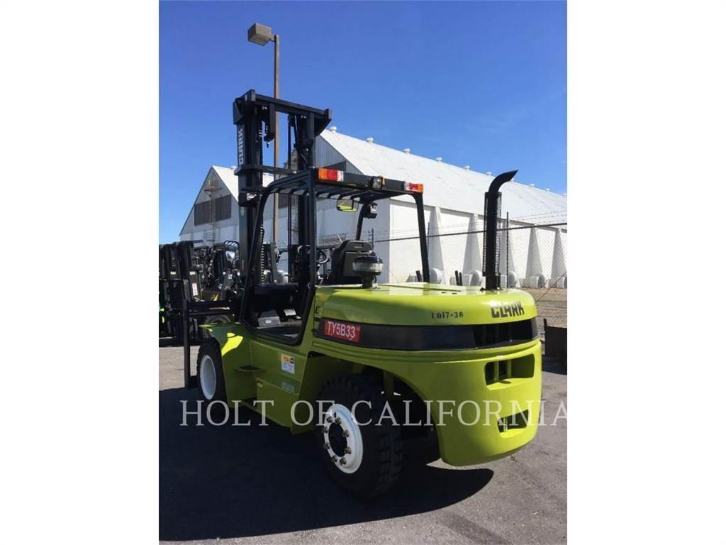 Clark C70D Dyzeliniai krautuvai