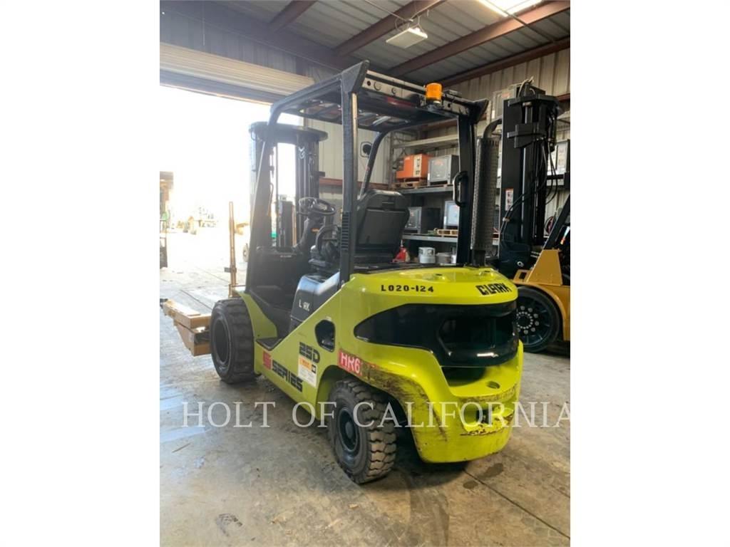 Clark S25D Dyzeliniai krautuvai