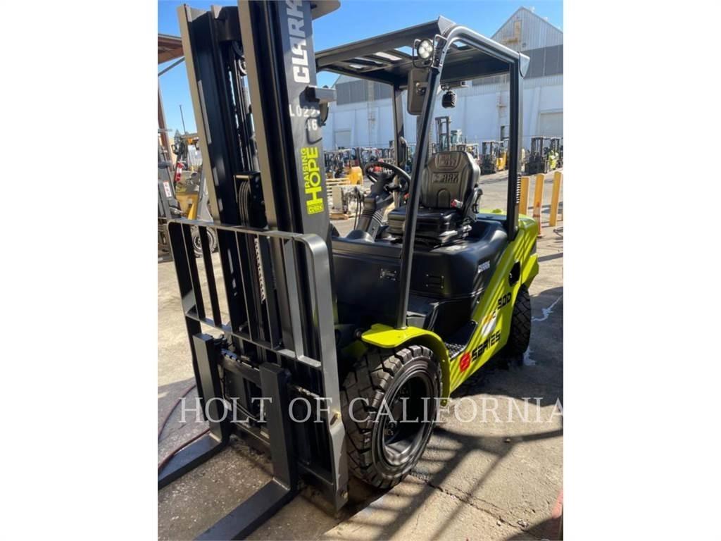 Clark S30D Dyzeliniai krautuvai
