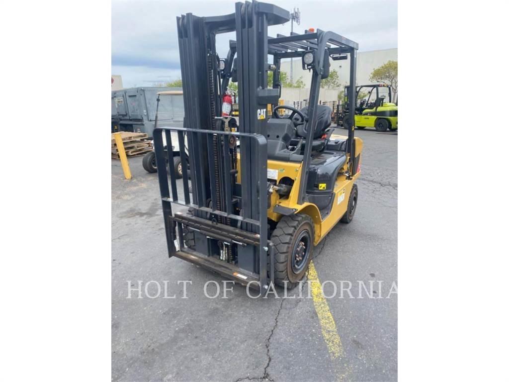Clark S35D Dyzeliniai krautuvai