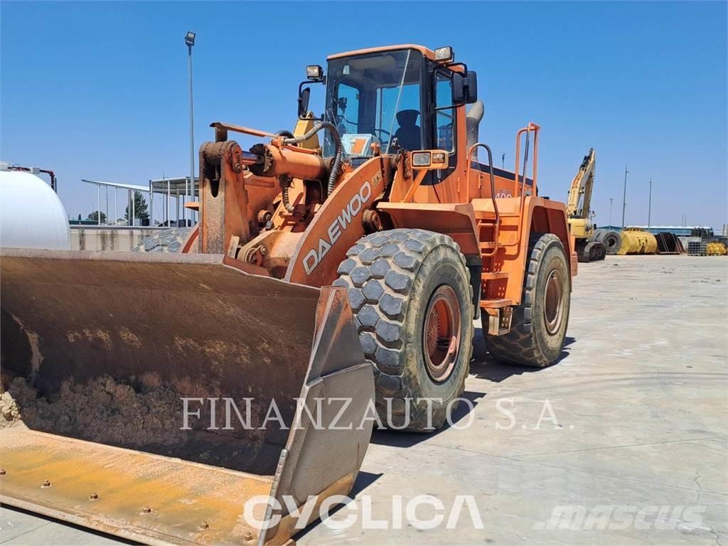 Daewoo MG400-V Naudoti ratiniai krautuvai