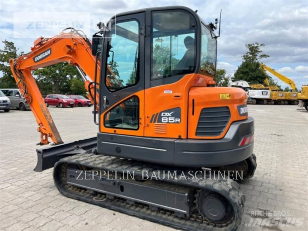Doosan DX85R-3 Vikšriniai ekskavatoriai