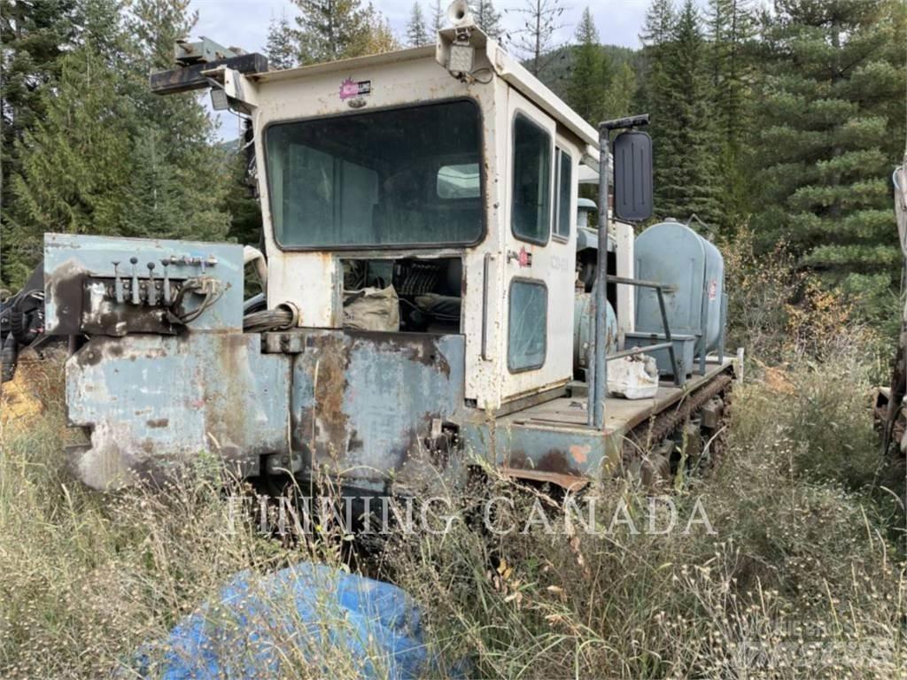 Finning M32 Žemės paviršiaus gręžimo technika