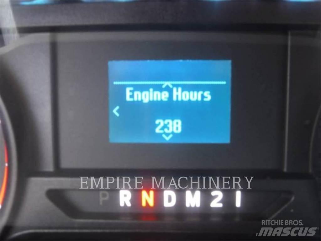Ford / New Holland F750 Automobilinės cisternos
