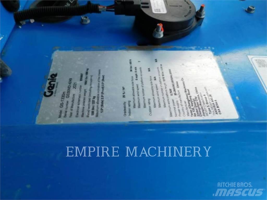 Genie GS1330 Alkūniniai keltuvai