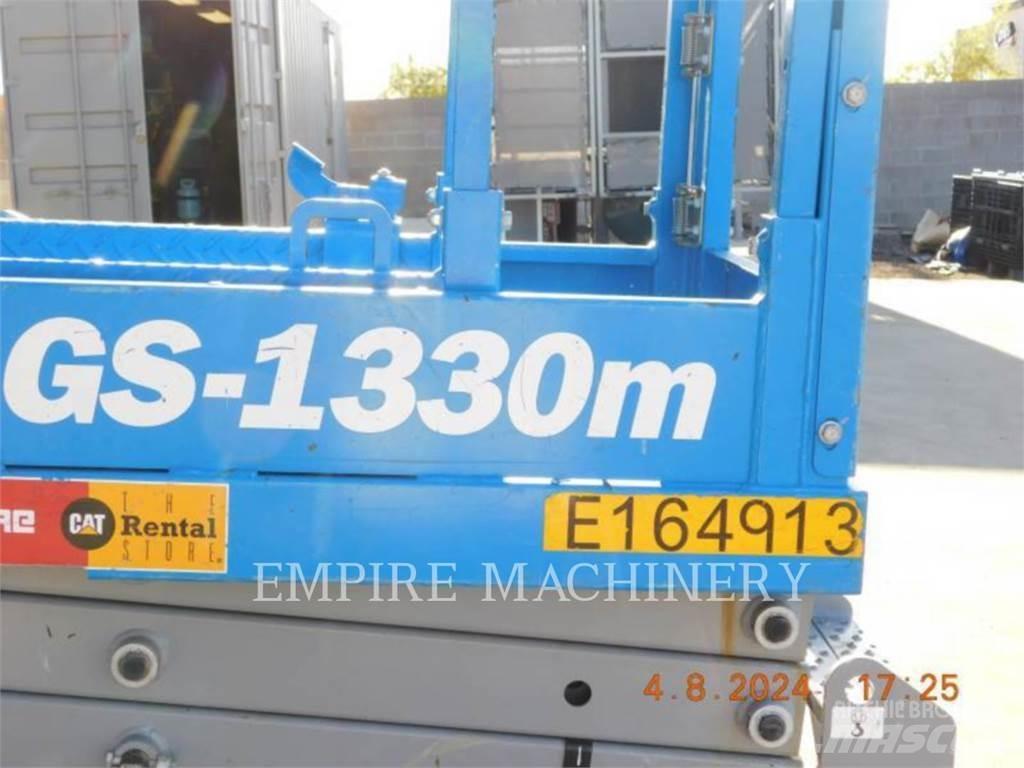 Genie GS1330 Alkūniniai keltuvai