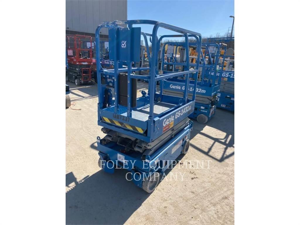 Genie GS1432 Žirkliniai keltuvai