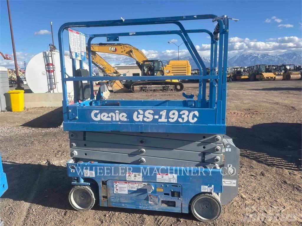 Genie GS1930 Žirkliniai keltuvai