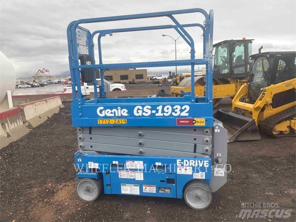 Genie GS1932 Žirkliniai keltuvai