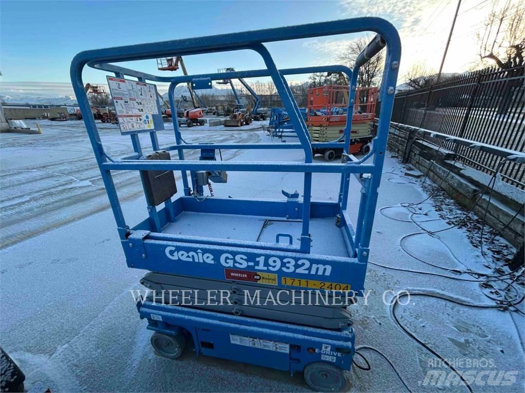 Genie GS1932M Žirkliniai keltuvai