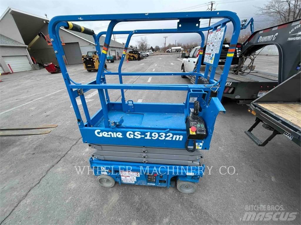 Genie GS1932M Žirkliniai keltuvai