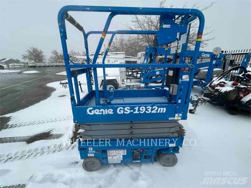 Genie GS1932M Žirkliniai keltuvai