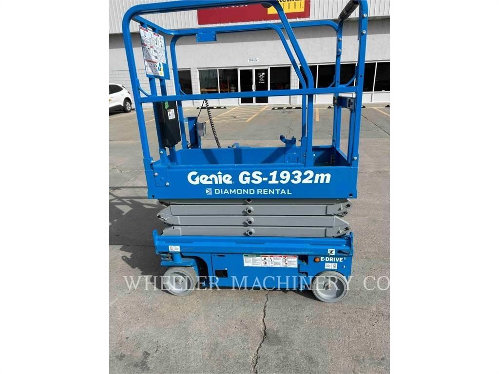 Genie GS1932M Žirkliniai keltuvai