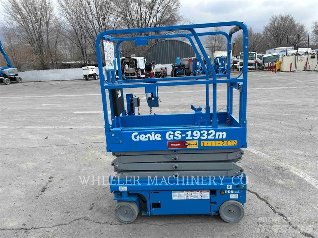 Genie GS1932M Žirkliniai keltuvai
