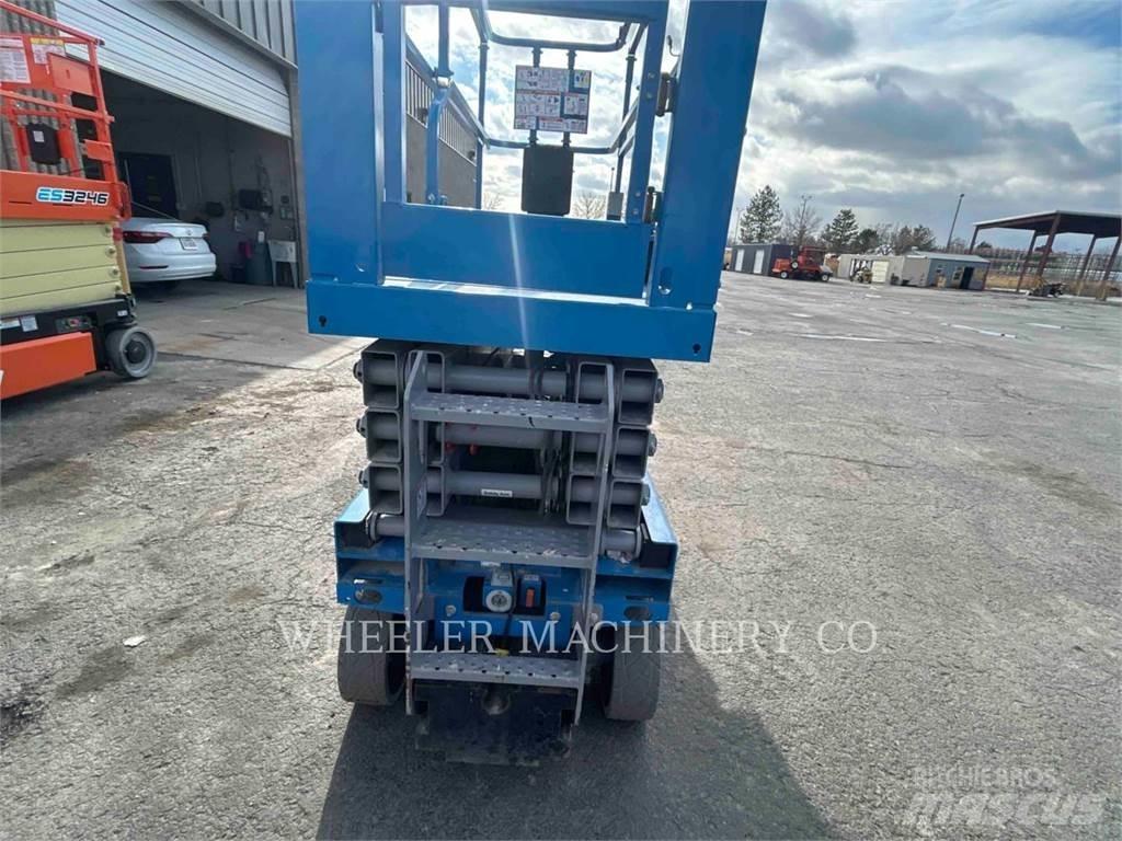 Genie GS2632 Žirkliniai keltuvai