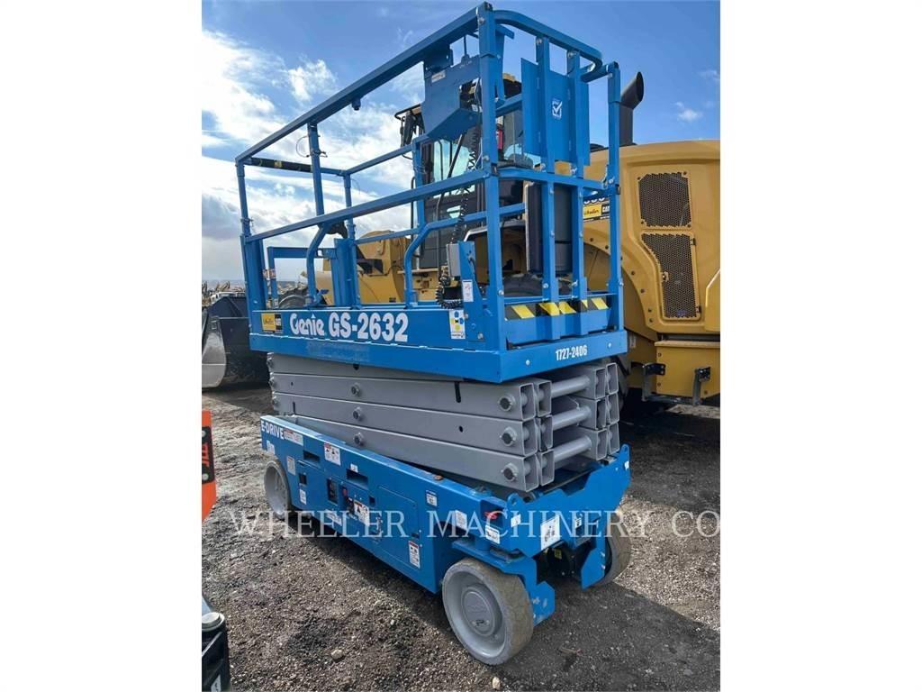 Genie GS2632 Žirkliniai keltuvai