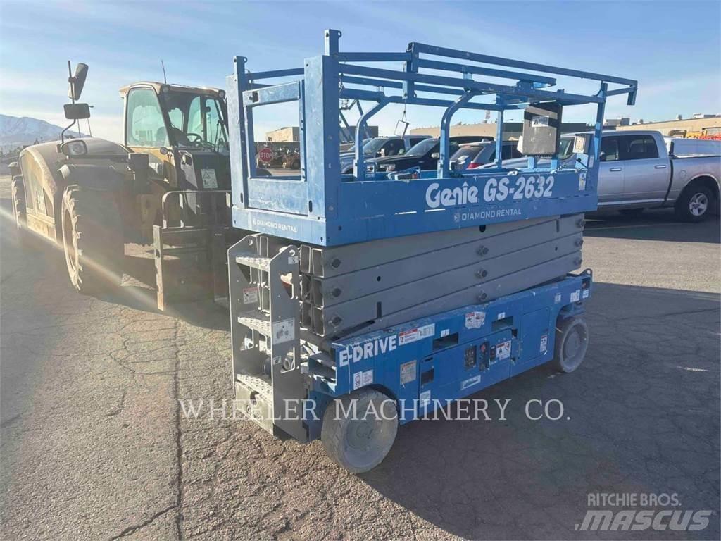 Genie GS2632 Žirkliniai keltuvai