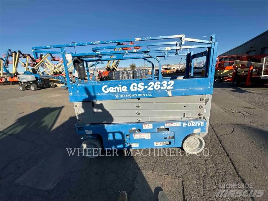 Genie GS2632 Žirkliniai keltuvai