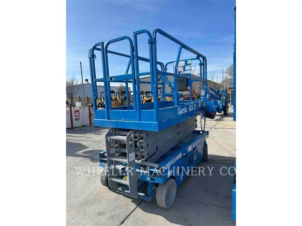 Genie GS2646 Žirkliniai keltuvai