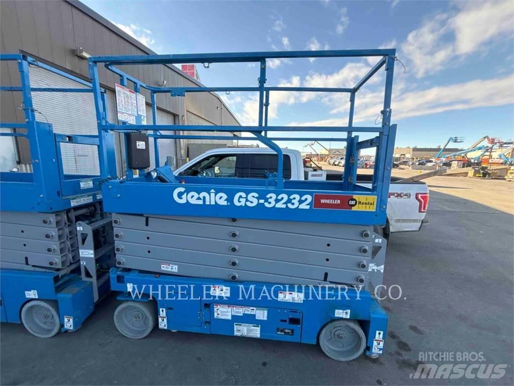 Genie GS3232 Žirkliniai keltuvai