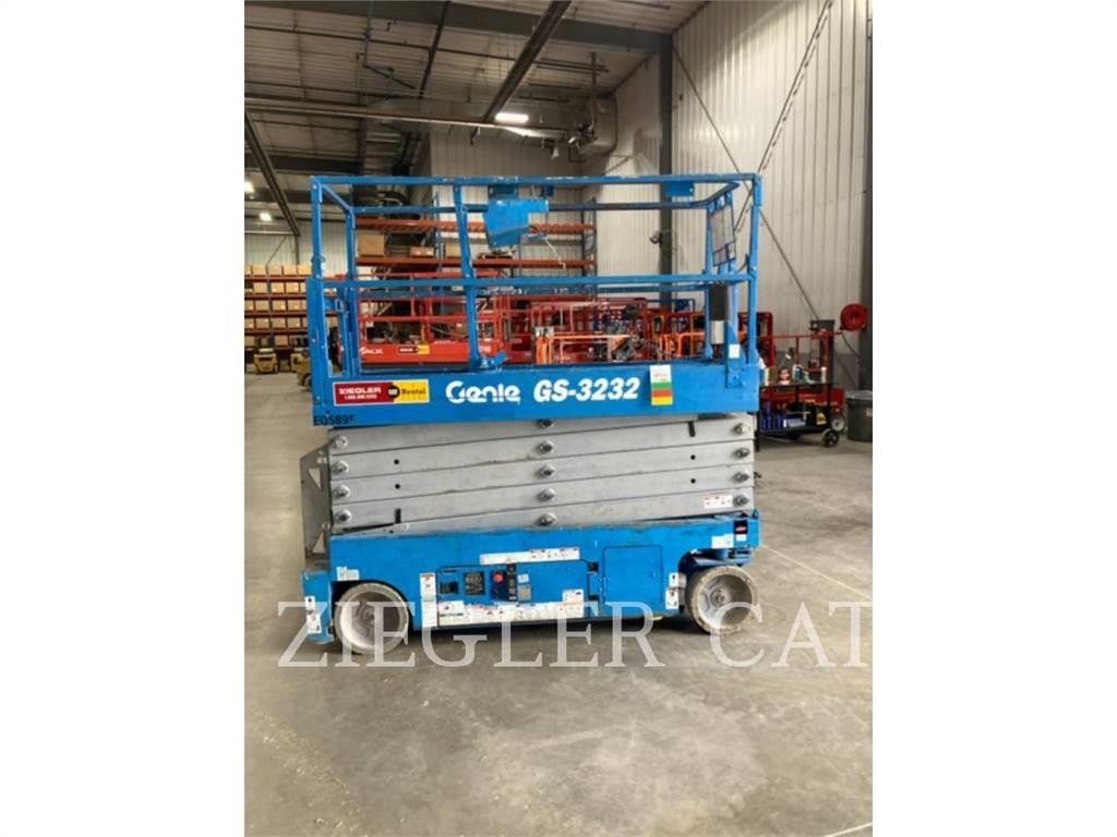 Genie GS3232 Žirkliniai keltuvai
