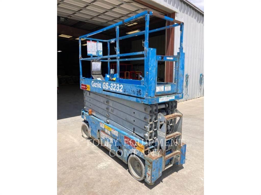 Genie GS3232O Žirkliniai keltuvai