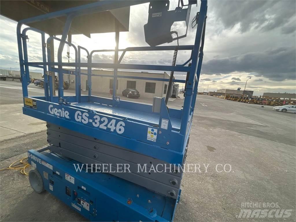 Genie GS3246 Žirkliniai keltuvai